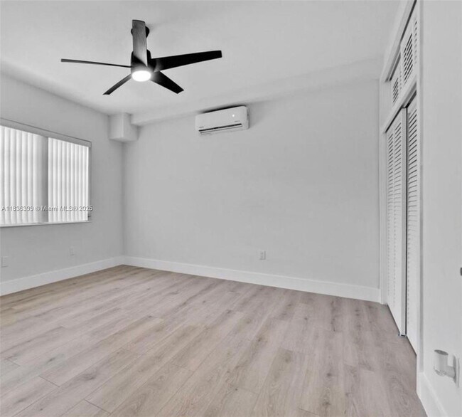 Photo - 520 79th St Unit 3