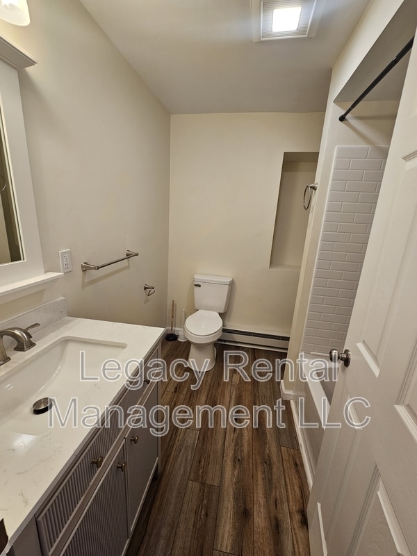 Photo - 626 N Church St Unit 1st floor