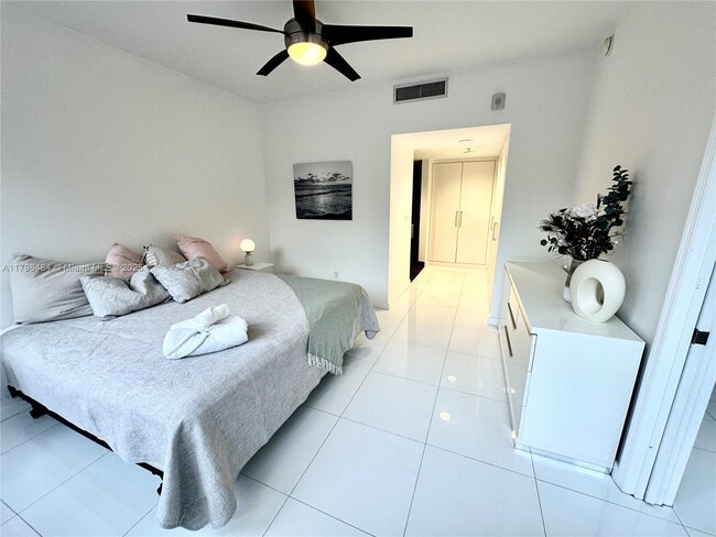 Photo - 2155 Washington Ct Condo Unit 110