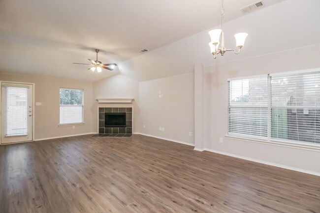 Photo - 1820 Marlin Dr