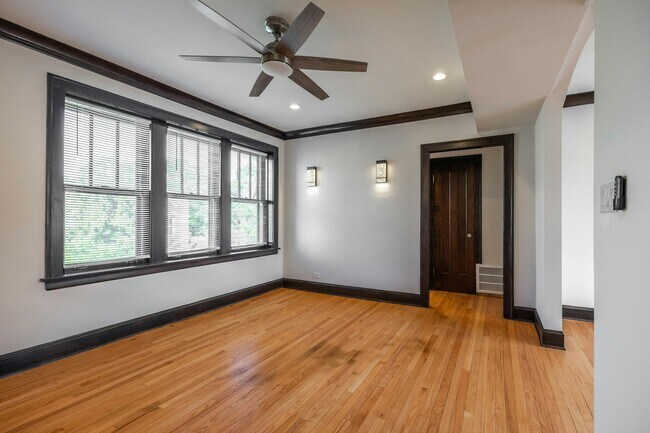 Photo - 6411 N Talman Ave Unidad 302