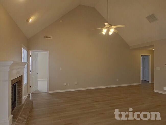 Photo - 21 Riva Ridge Ln