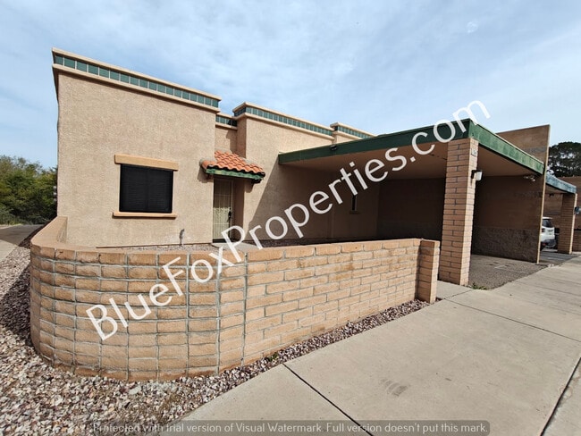 Building Photo - 1365 E Zulema Loop