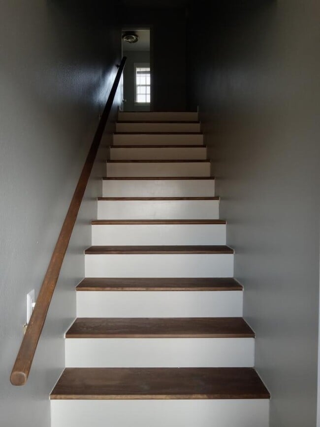 Photo - Pirate Cove Apartments 9-16