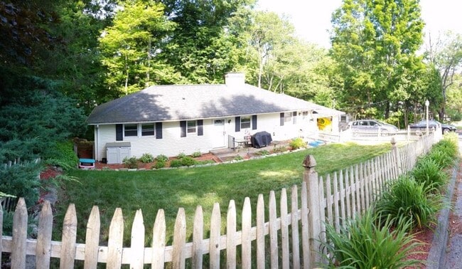 Patio delantero - 23 Oneil Dr