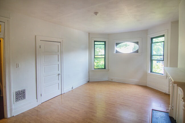 Photo - 428 Biddle Ave Unidad 2