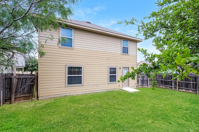 Photo - 10702 Butterfly Pass