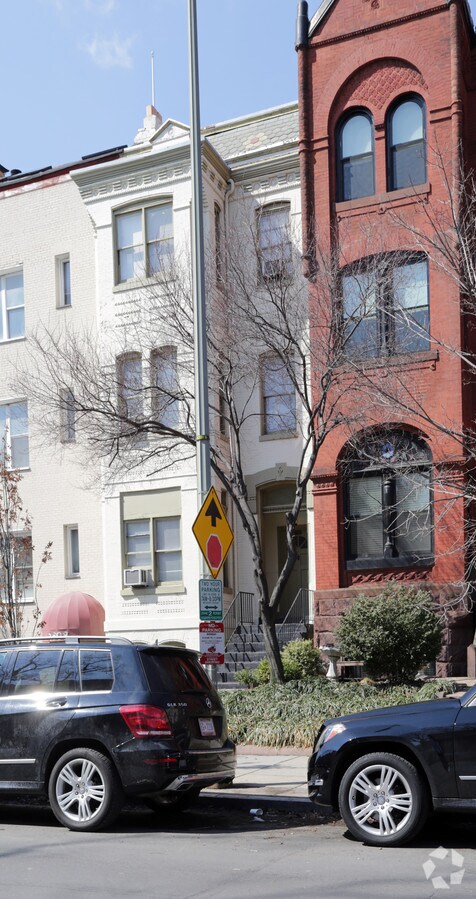 Photo - 1610 19th St NW