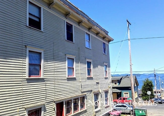 Union Ridge Apartments - Union Ridge Apartments