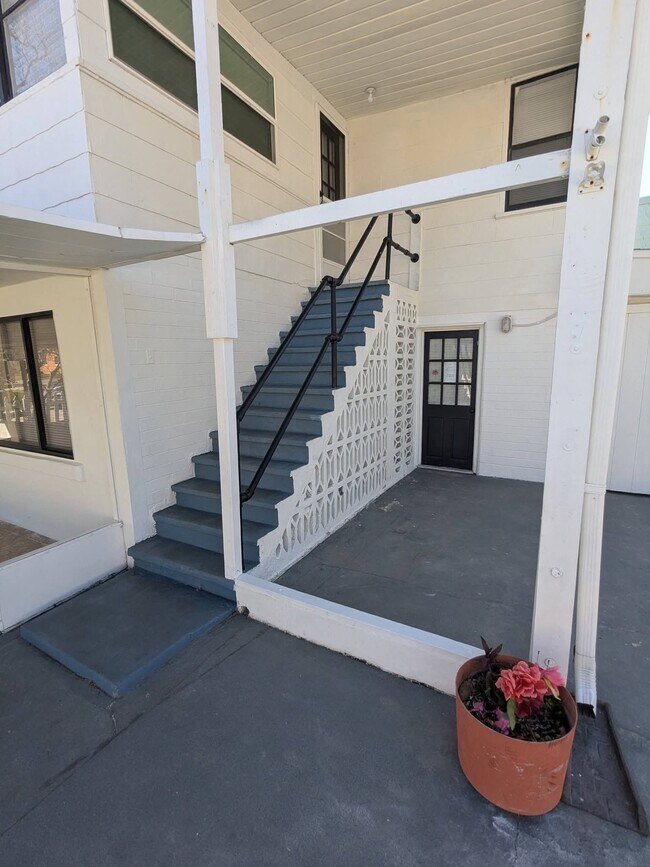 Photo - 209 10th St Unit 2