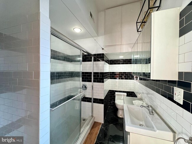 Photo - 1301 Vine St Unit 3