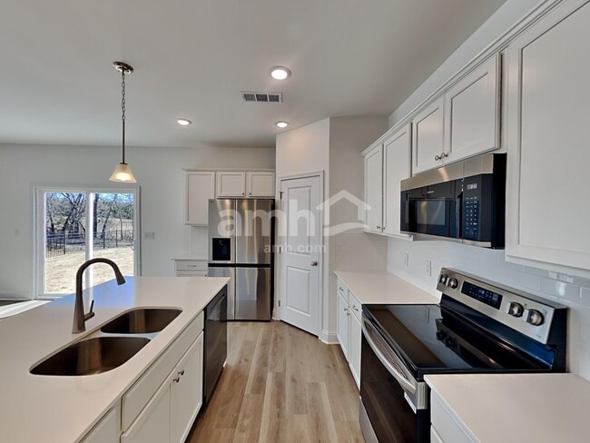 Photo - 119 Wendell K Rd