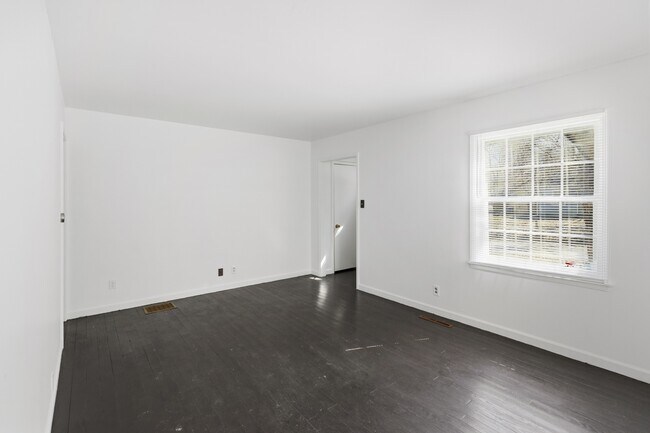 Photo - 208 Arcadia Dr