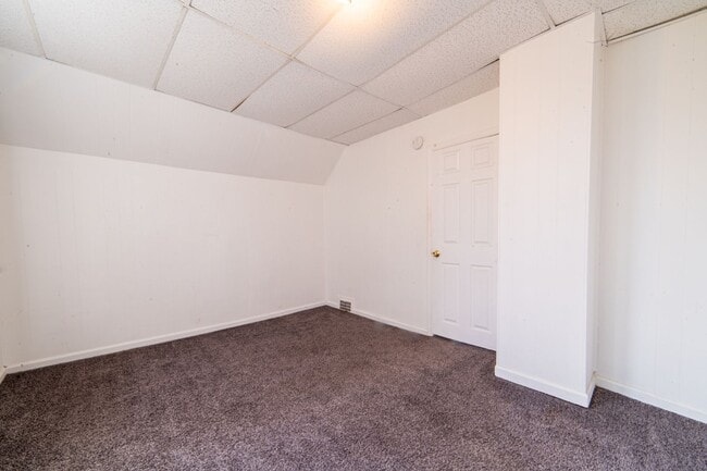 Building Photo - 34 Avon Pl Unit Apt 2