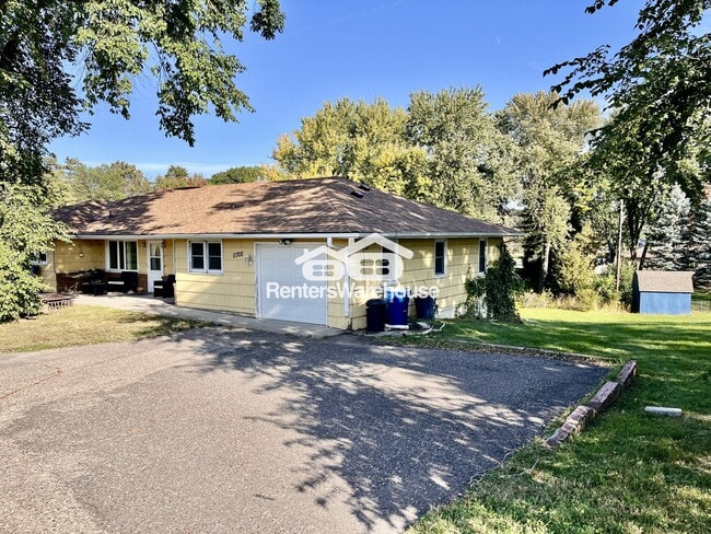 Photo - 11708 Hwy 55