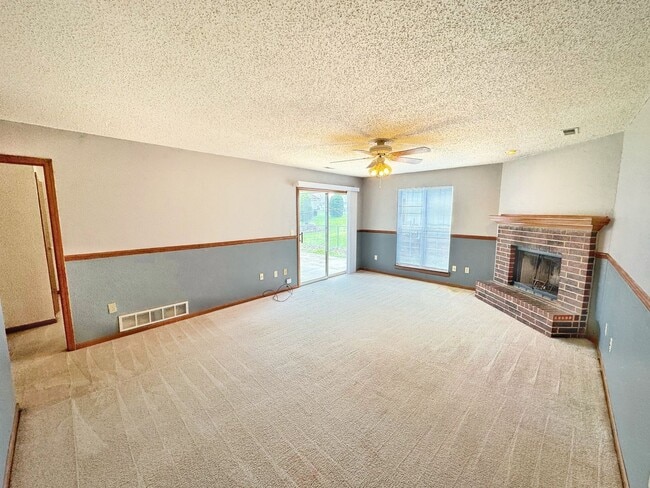 Photo - Comfortable Living