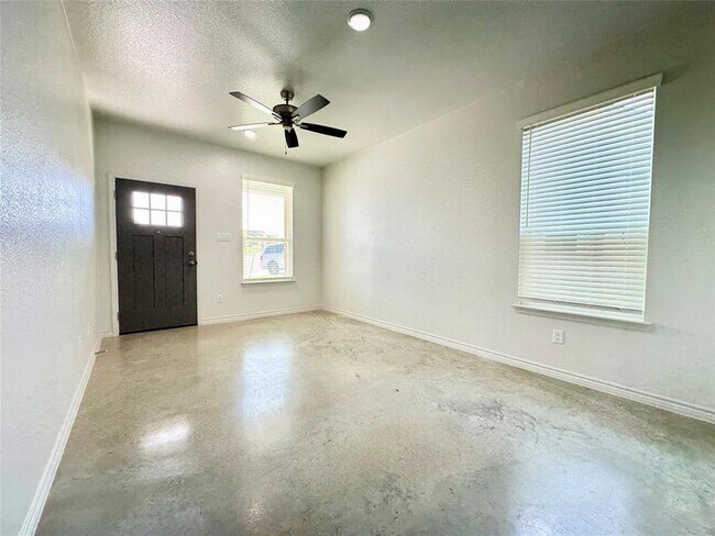 Photo - 101 Riptide Dr