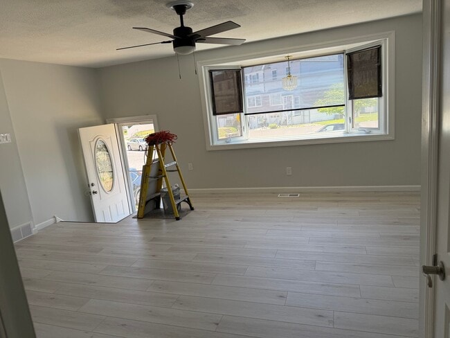 Photo - 11746 Colman Rd Unidad 11746 Colman Road