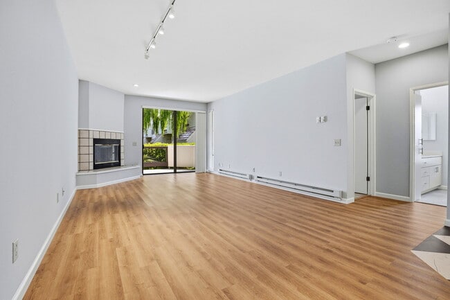 Photo - 108 Shorebird Cir