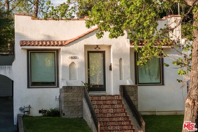 Photo - 4870 Stratford Rd