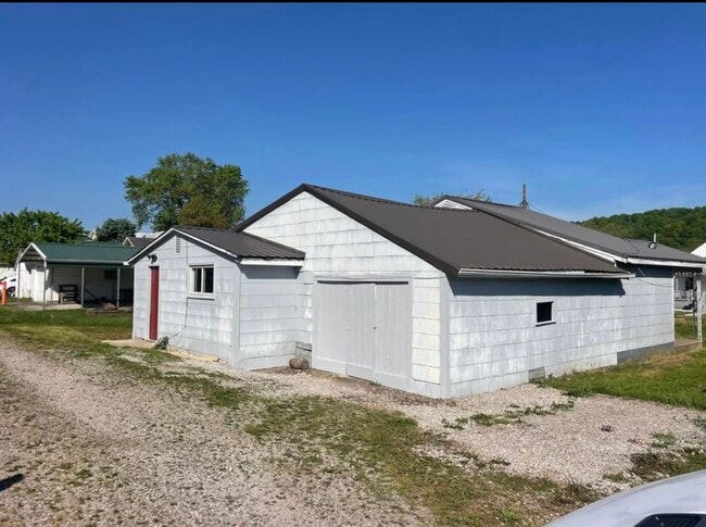 Photo - 108 S 2nd Ave