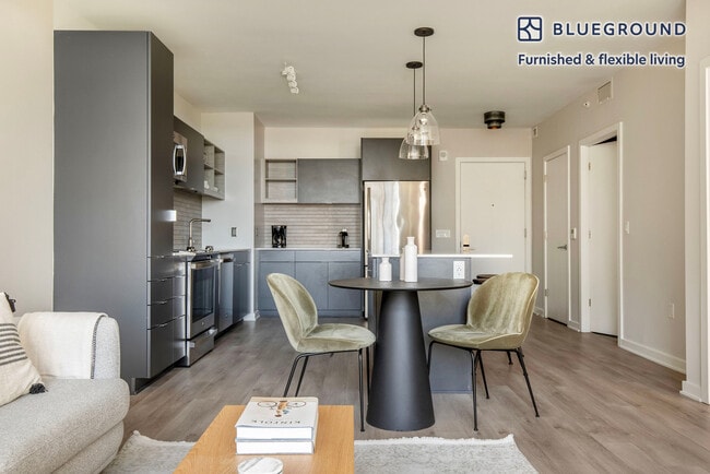 Photo - 3400 Potomac Ave Unidad FL9-ID712