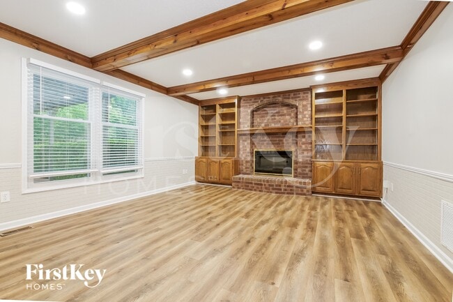 Photo - 425 N Mesquite St