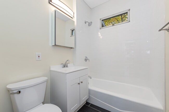 Photo - 42-46 Brackett Street - 44 Bracket Street-3 Unit 3