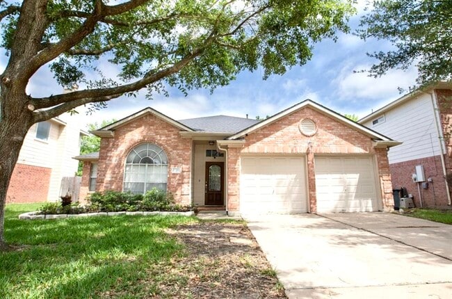 Building Photo - 22722 Birch Point Dr