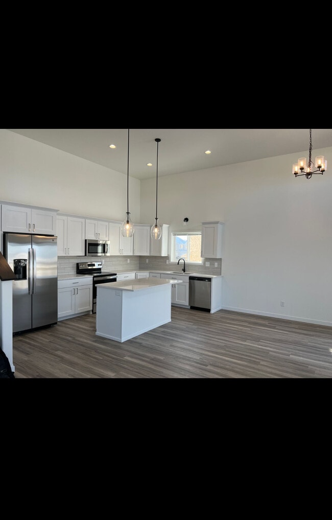 Photo - 4951 37th Ave S