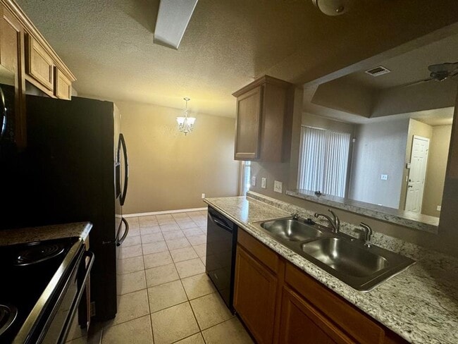 Photo - 421 Sterling Pointe Way