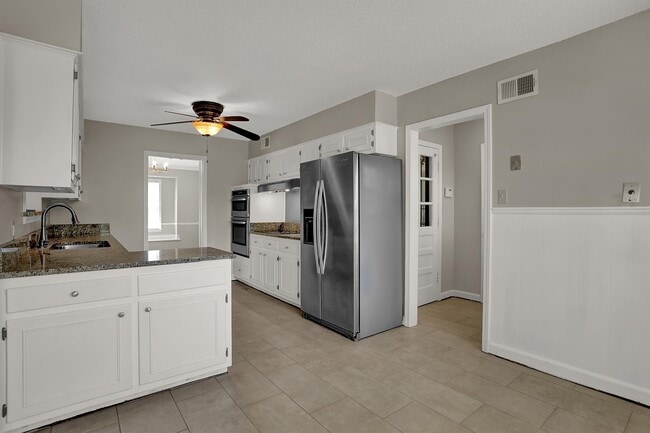 Photo - 5718 Rich Rd