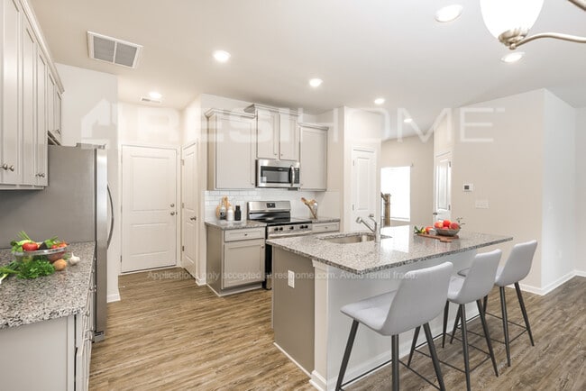 Photo - 208 Buxton Ave