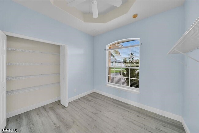621 NW 37th Ave