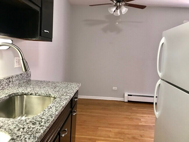 Photo - 6021 N Winthrop Ave