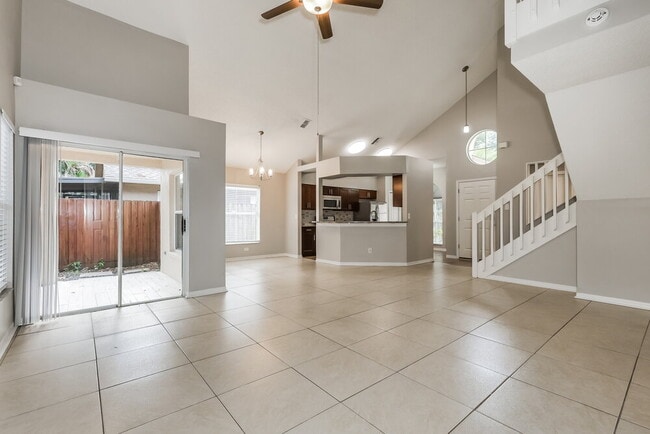 Photo - 1443 Scotch Pine Dr