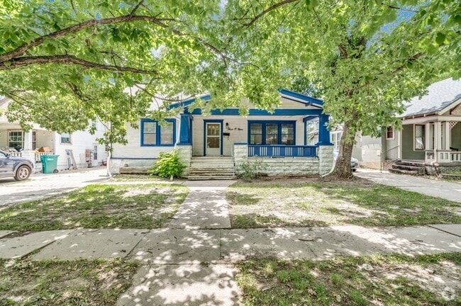 Building Photo - 309 Chautauqua Rental