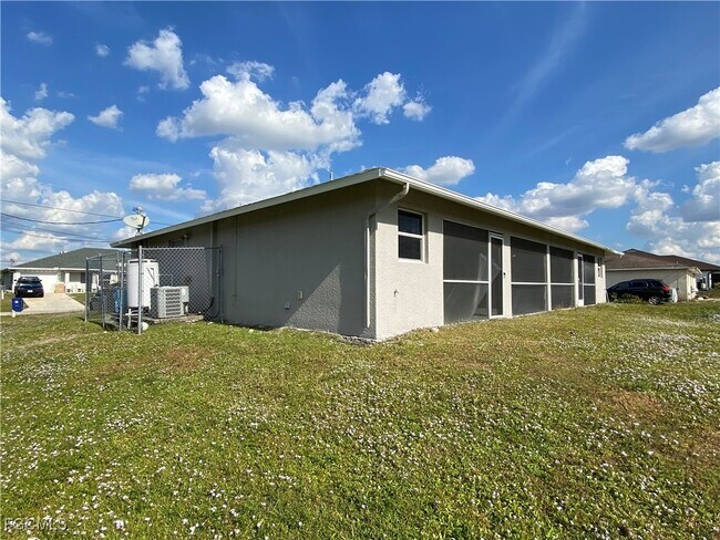 Photo - 4543 20th St SW