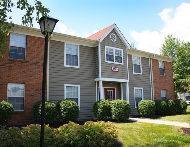 Steeplechase Apartments For Rent in Loveland, OH
