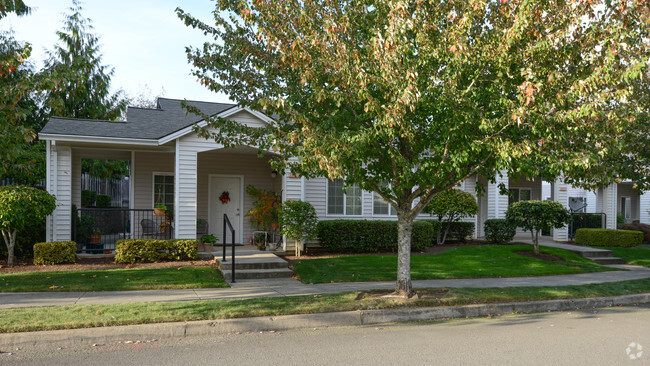 Cascadia Village - Cascadia Village Apartments