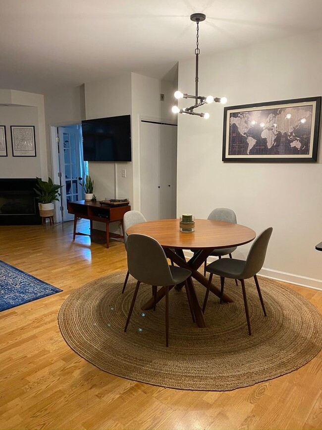 Photo - 680 N Green St Condo Unit 206
