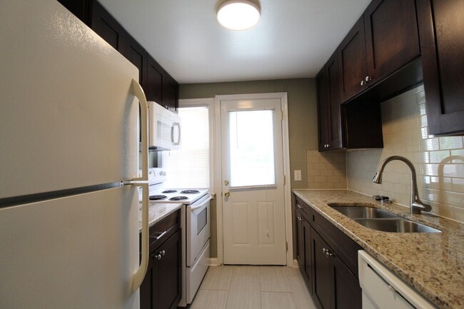 Photo - Fully Renovated 1 Bedroom 1 Bath in North Kansas City