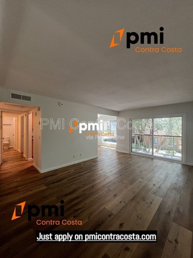 Photo - 470 N Civic Dr Unit Apt 204