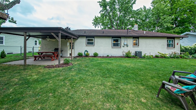 Photo - 710 Clemens Ave