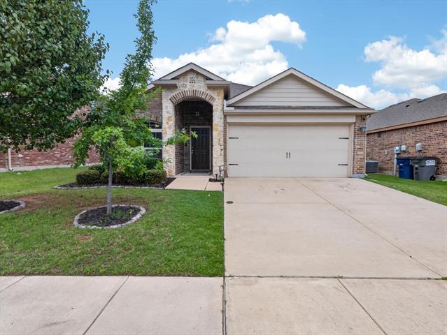 Photo - 802 Platinum Dr