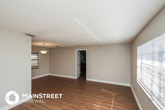 Photo - 1298 Robbinswood Dr