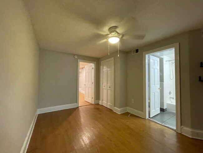 Photo - 1755 Church St NW Unidad LL