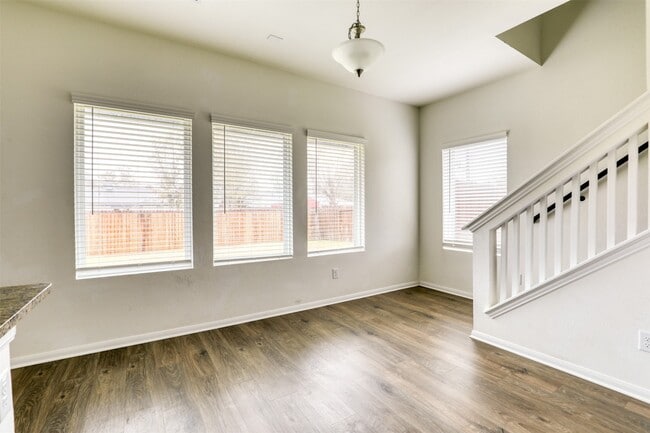 Photo - 420 Magnolia Ln