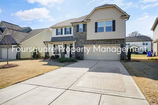 Photo - Spacious Single-Family Home with Open Floor Plan, Loft & Two-Car Garage – In the Popular Arrowhea...