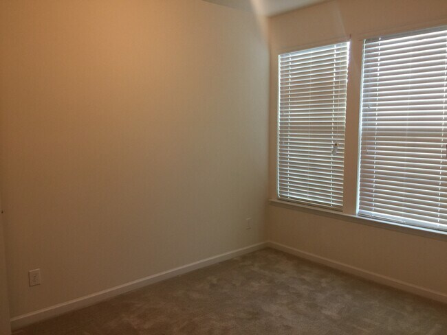 Photo - 748 Maypearl Ln